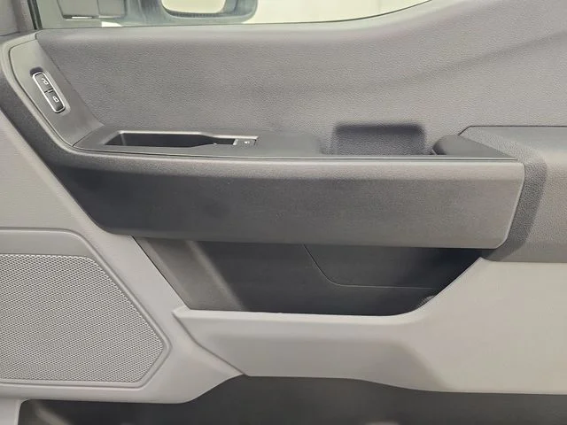 New 2026 Oxford White Ford F-250® XL image 13