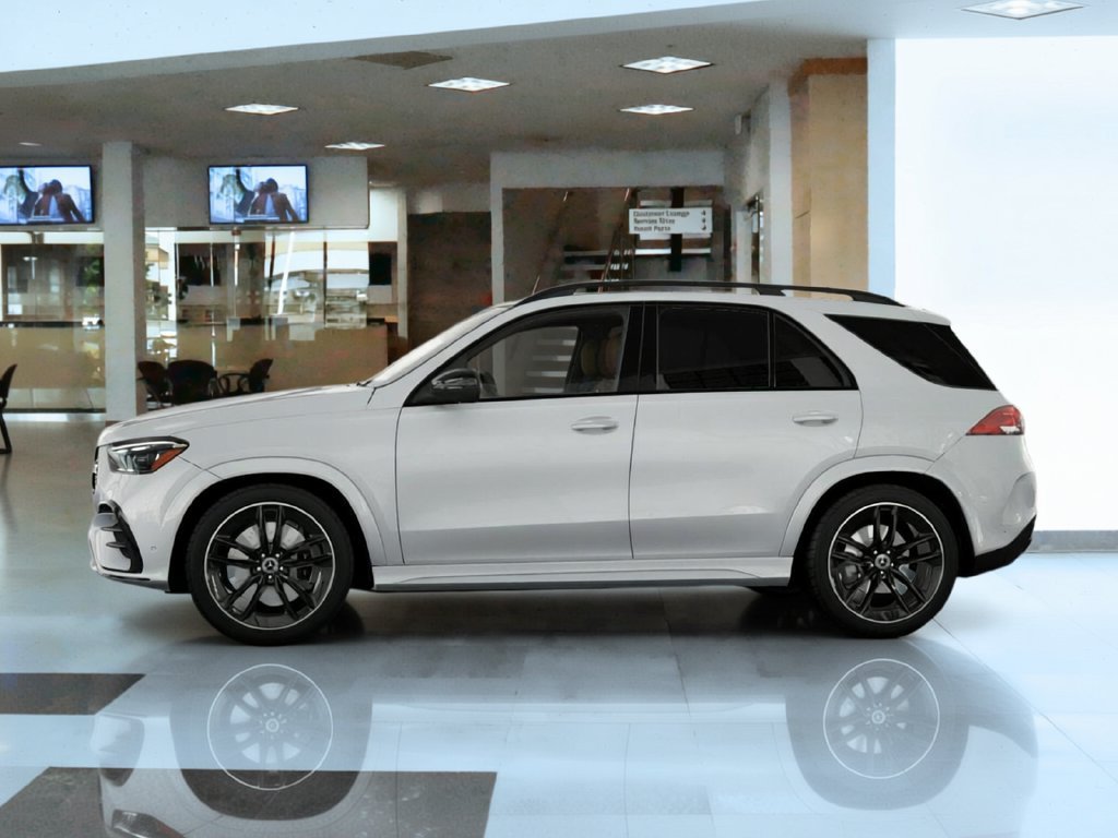 New 2026 MANUFAKTUR Moonlight White Metallic Mercedes-Benz GLE 580 image 34