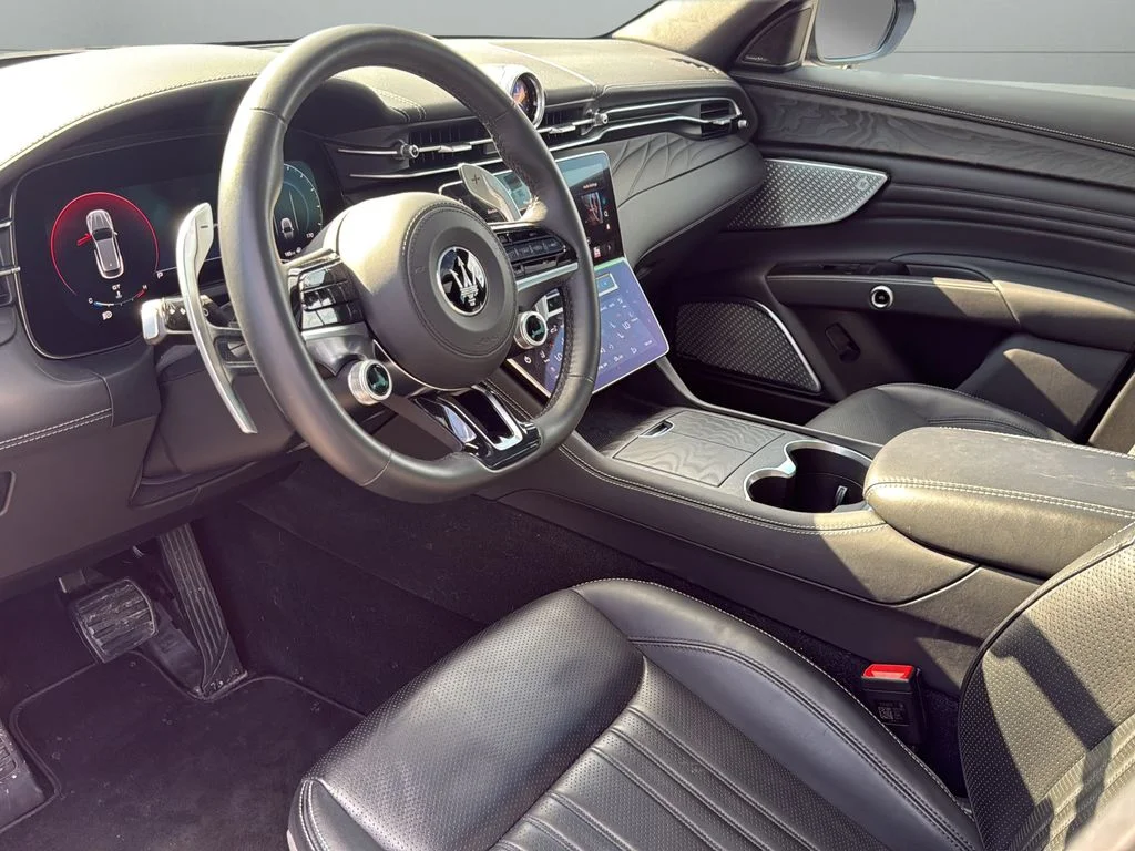 Used 2023  Maserati GT image 9