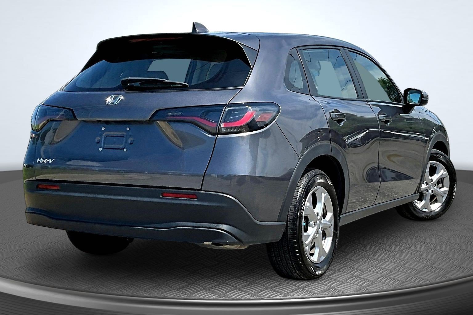 Used 2024  Honda LX image 5
