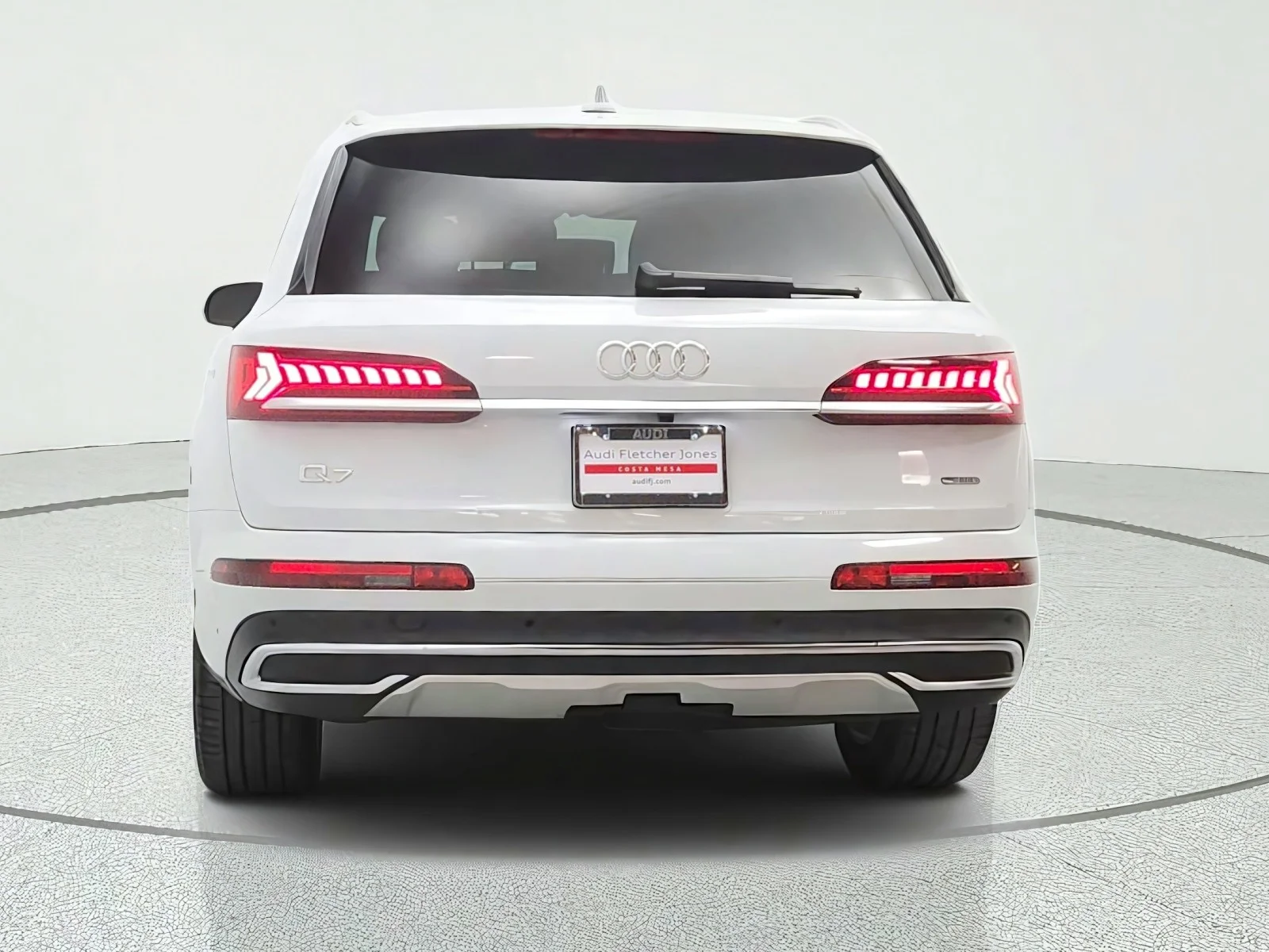 Used 2023 Glacier White Metallic Audi Premium Plus 55 TFSI quattro image 6