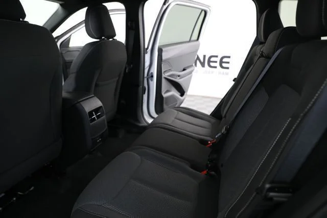 New 2026 Bright White Clear-Coat Exterior Paint Jeep Laredo image 16