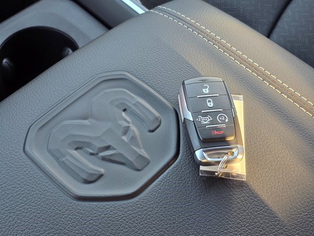2026 RAM 2500 Laramie - Photo 42