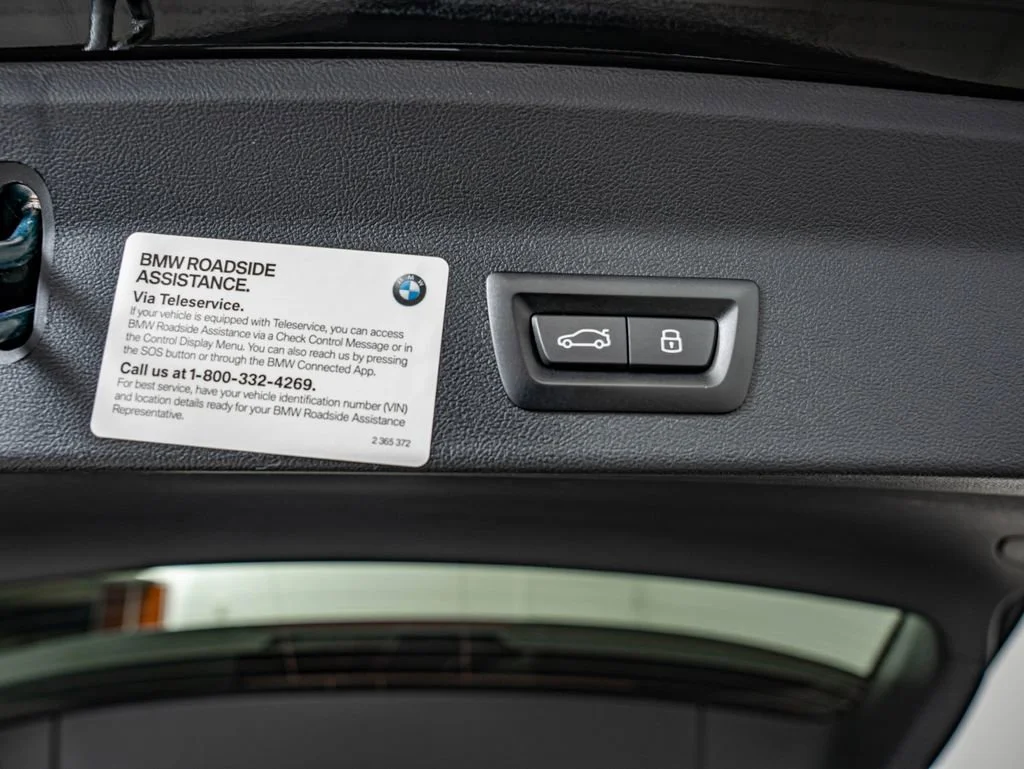 Used 2024 Jet Black BMW xDrive30i image 38