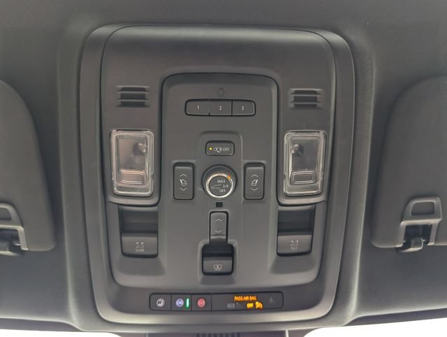 Used 2023 Radiant Red Tintcoat Chevrolet High Country image 13