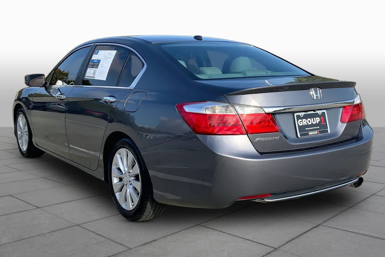 Used 2014 Modern Steel Metallic Honda EX-L image 12