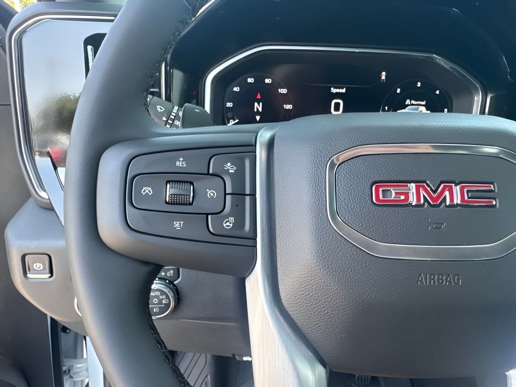 2026 GMC Sierra 1500 SLT - Photo 9