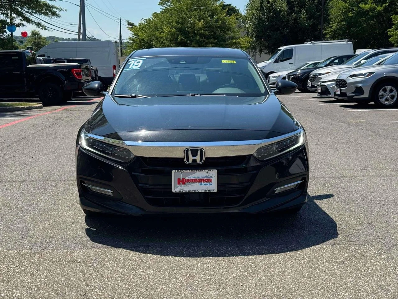 2019 Honda Accord Hybrid Touring - Photo 2