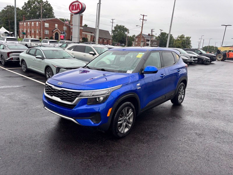Used 2021 Blue Kia LX image 3