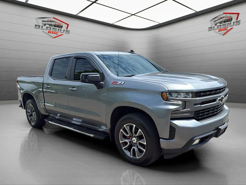 Used 2021 Gray Chevrolet RST image 7