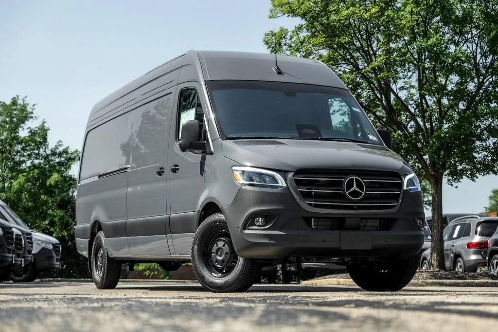 New 2026 Graphite Gray Mercedes-Benz Cargo 170 WB image 33