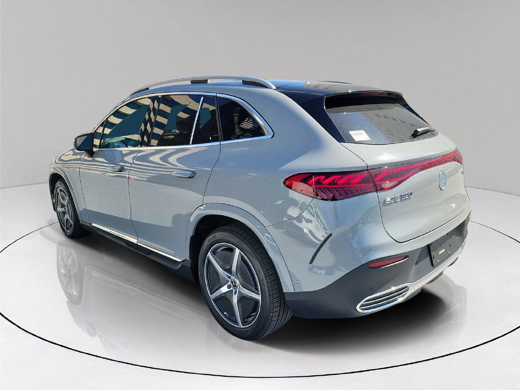 New 2027 MANUFAKTUR Alpine Grey Mercedes-Benz EQE 320 image 4