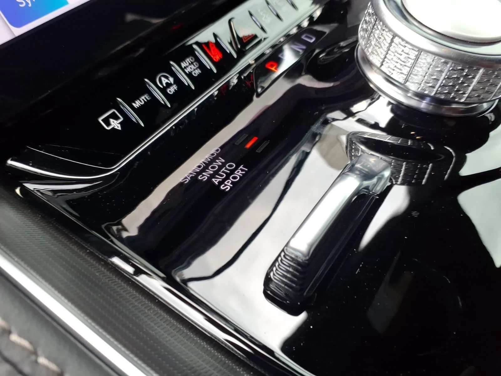 New 2026 High Gloss Black Jeep Summit Obsidian image 8