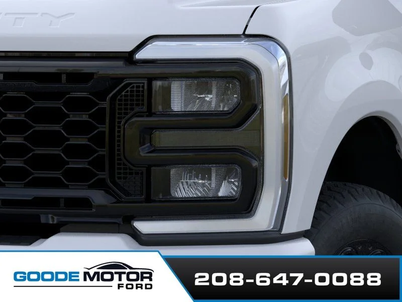 New 2026 Oxford White Ford F-350® Lariat® image 18