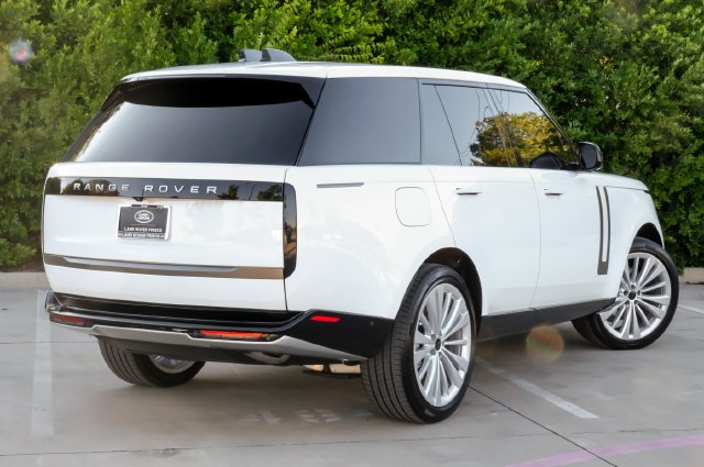 2026 Land Rover Range Rover SE - Photo 11