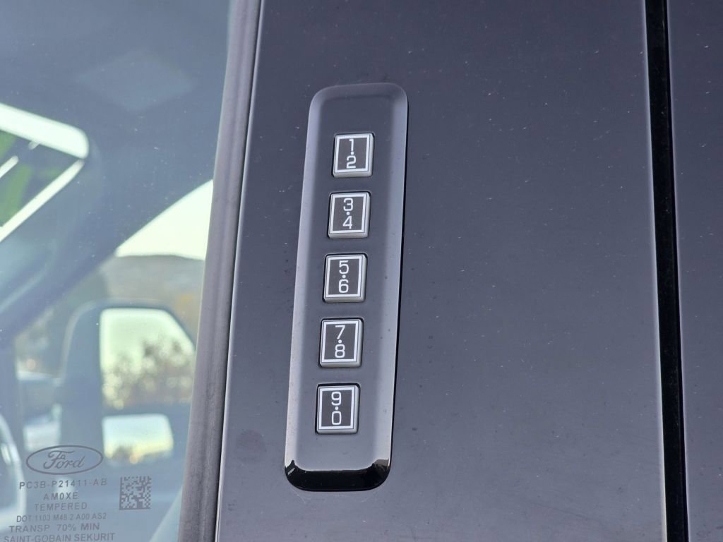 2024 Ford F-250 Super Duty XLT - Photo 16