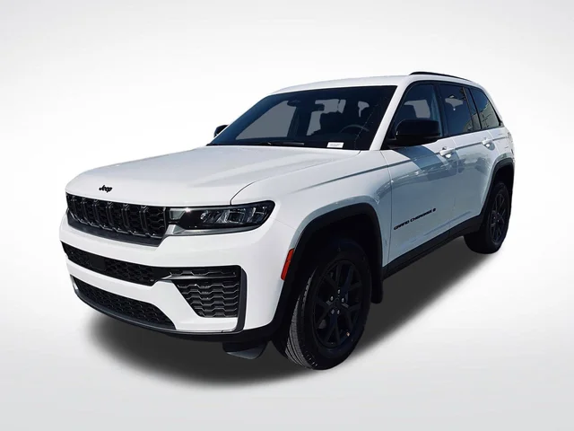 2027 Jeep Grand Cherokee Laredo Altitude