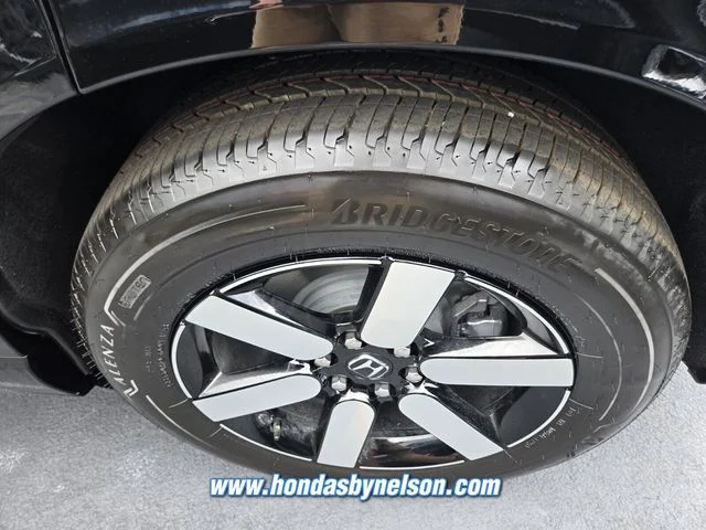 New 2026 Sonic Gray Pearl Honda Touring image 8
