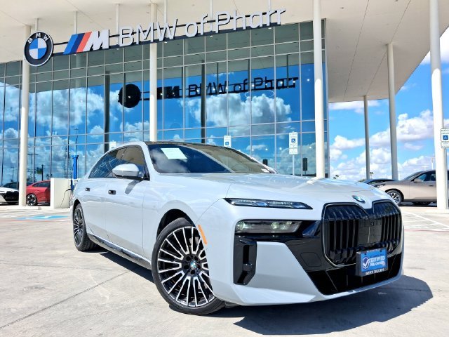 Used 2025 Gray BMW 740i image 1