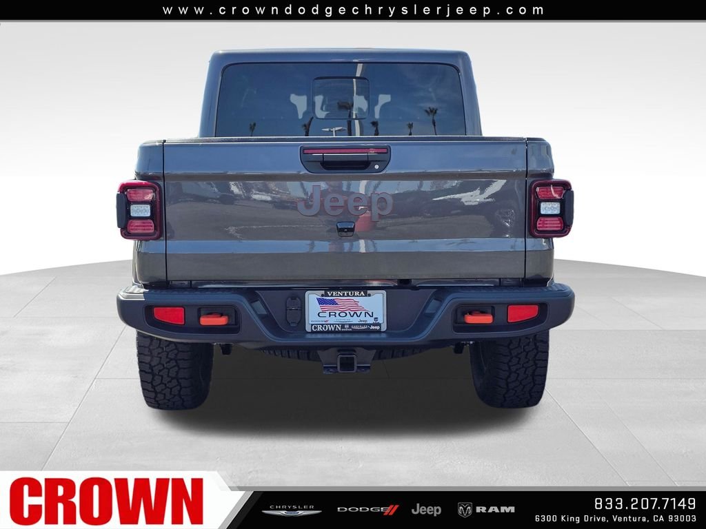 New 2026 Granite Crystal Metallic Clear-Coat Exterior Paint Jeep Mojave image 6