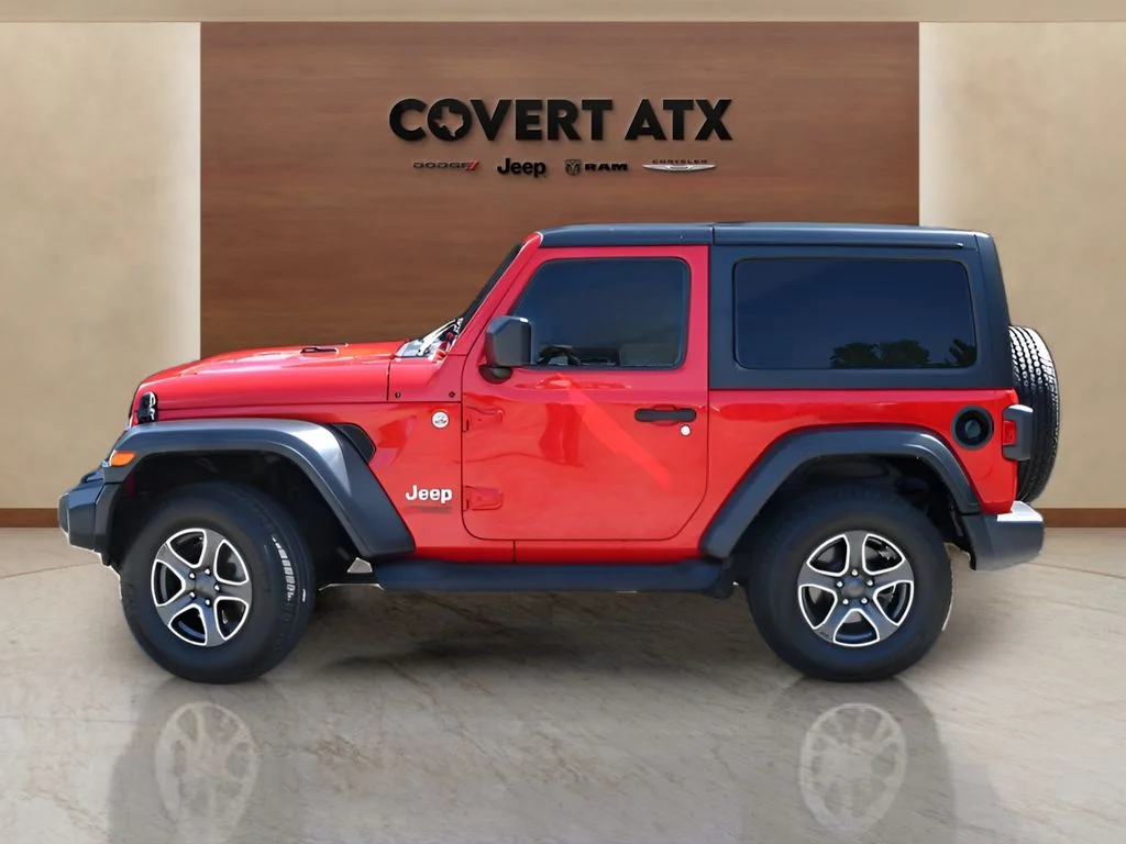 Used 2020 Red Jeep Sport S image 2