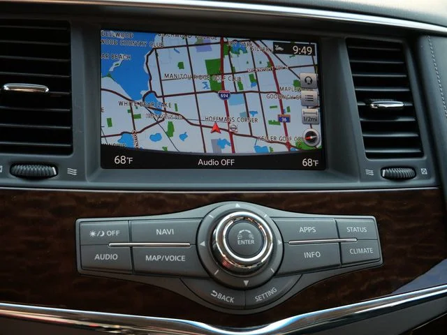 Used 2019 Blue Pearl Nissan SV image 23