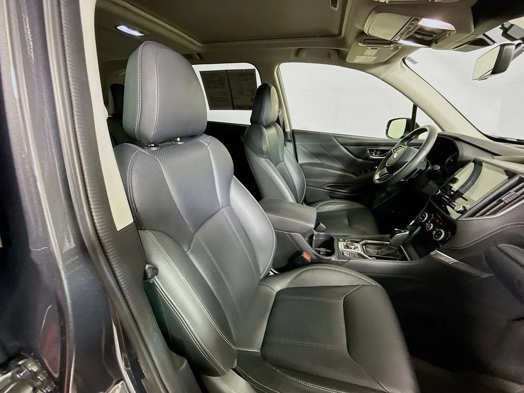 Used 2022 Magnetite Gray Metallic Subaru Touring image 28