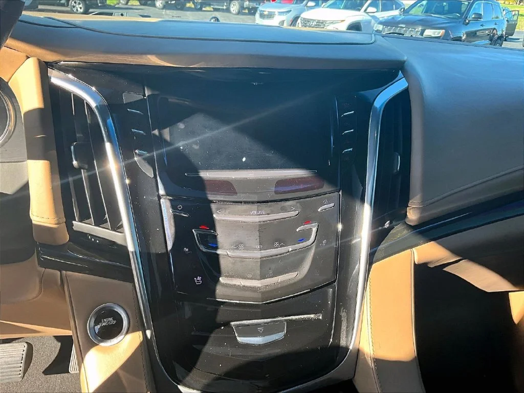 Used 2018 Silver Cadillac Platinum Edition image 30
