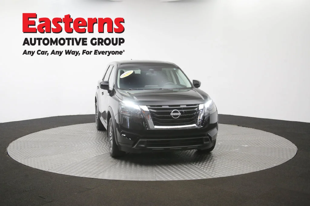 Used 2023 Black Nissan S image 53