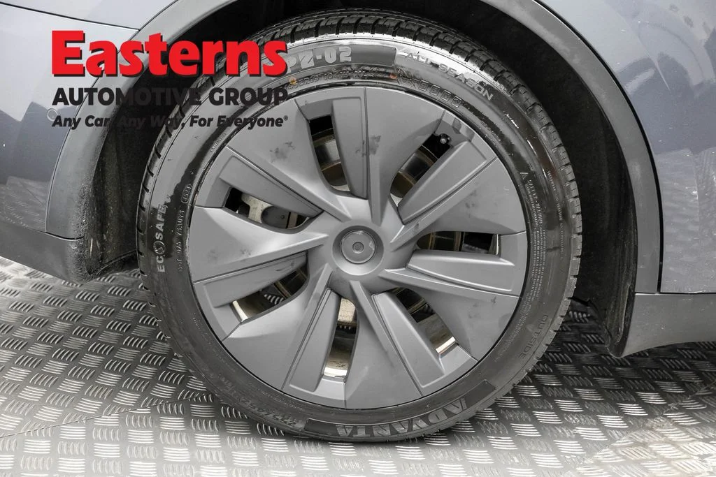 Used 2022 Gray Tesla Long Range image 23