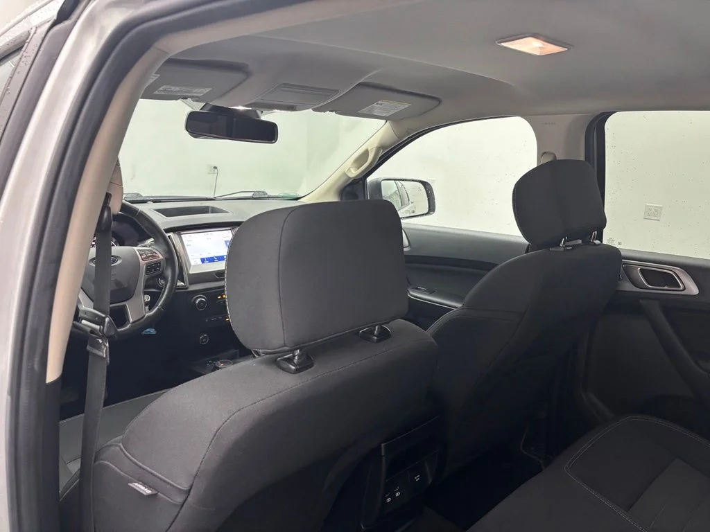 Used 2019 Silver Ford XLT image 31