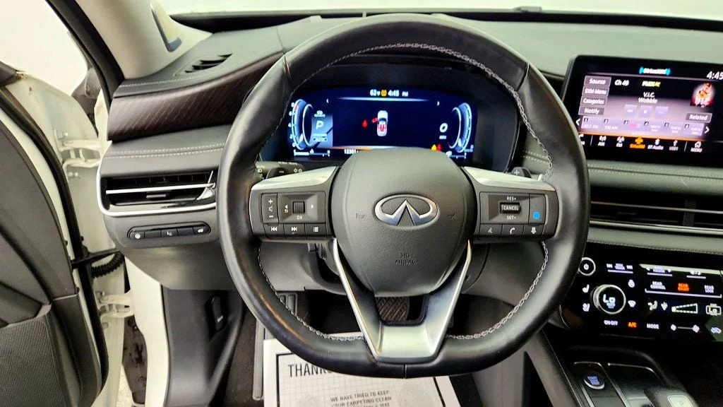 Used 2024 Majestic White INFINITI SENSORY AWD w/ Vision Package & Head-Up Display image 13