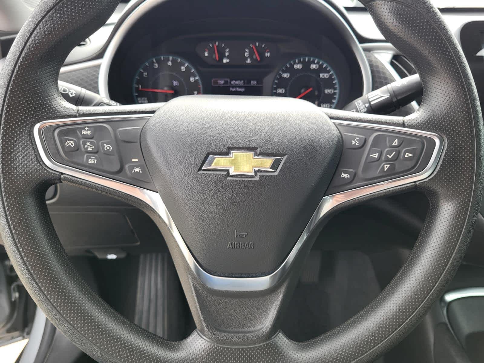 Used 2024 Sterling Gray Metallic Chevrolet LT image 18