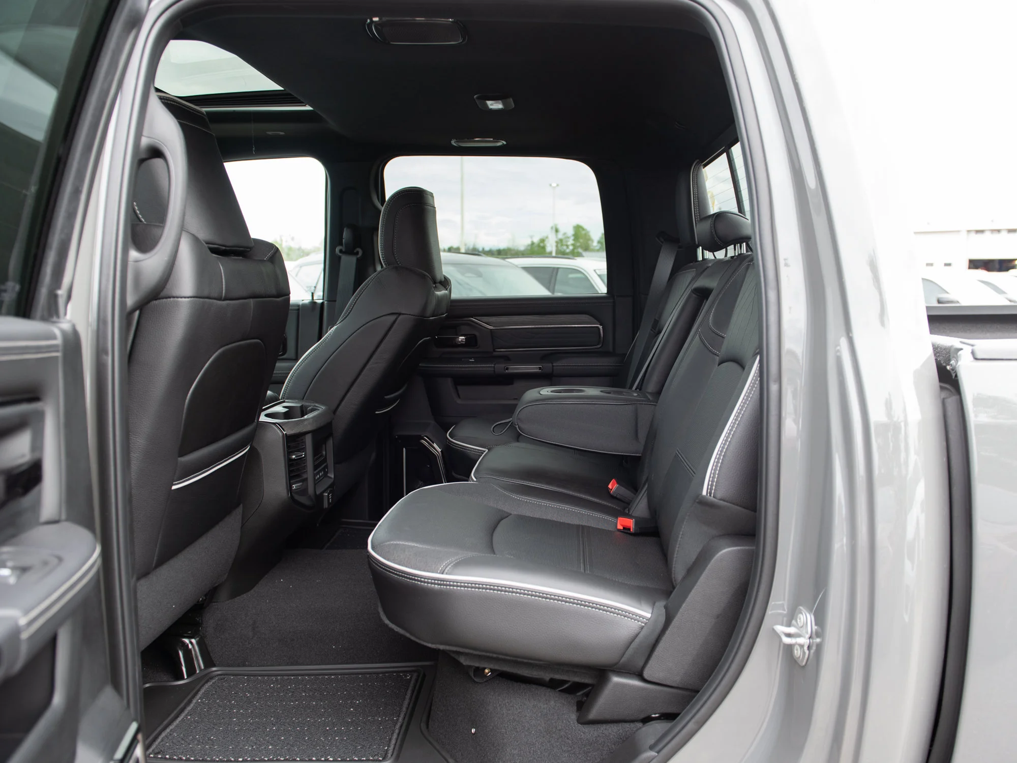 New 2026 Grey RAM Limited* image 23