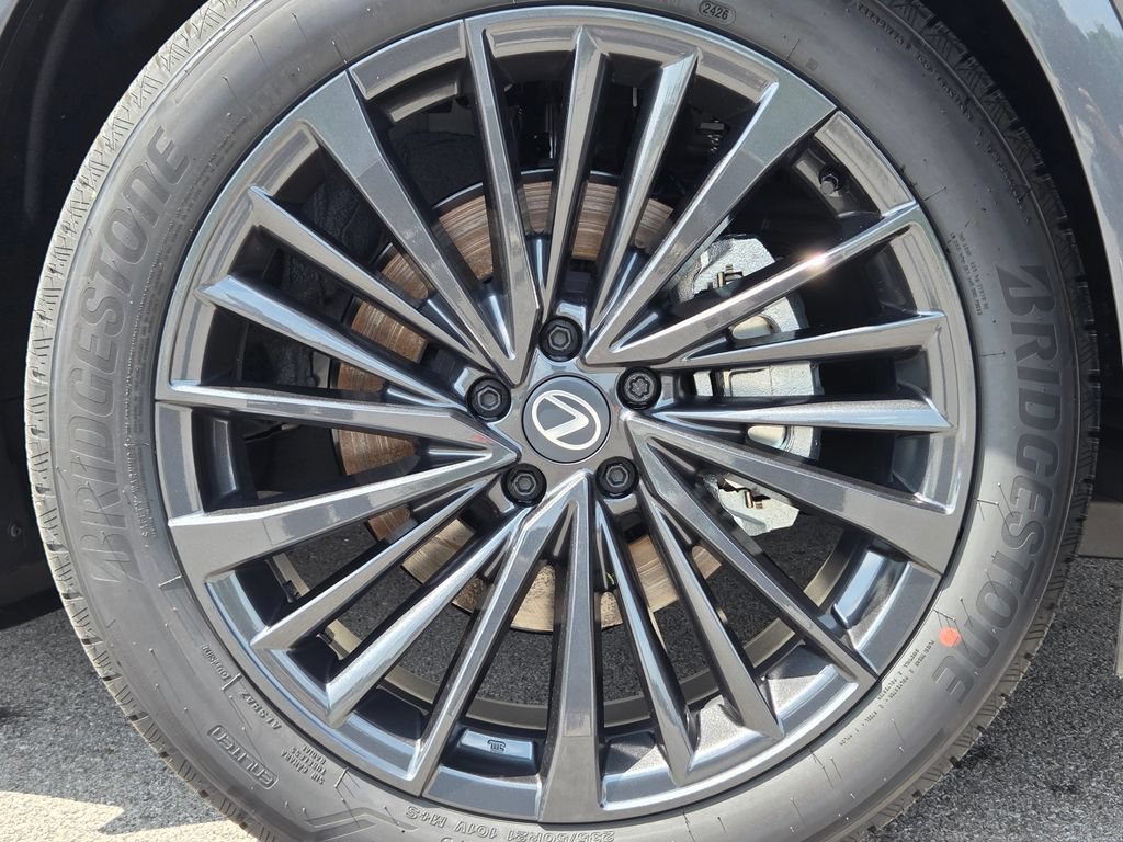 New 2026 Cloudburst Gray Lexus PREMIUM image 21