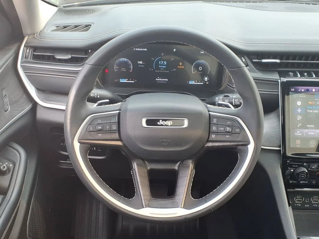 Used 2023 Black Jeep Limited image 24