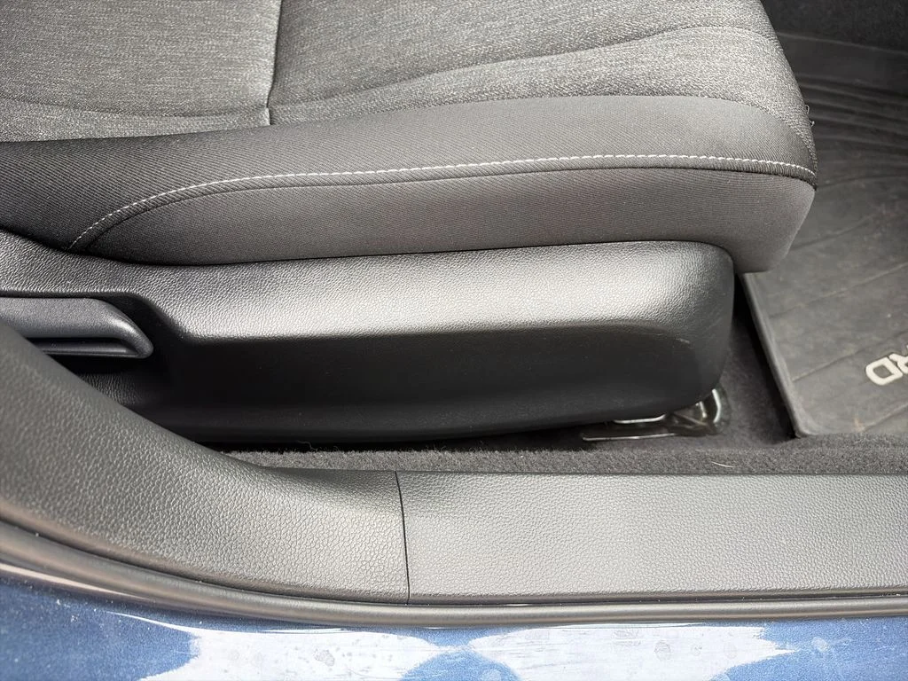 Used 2024  Honda EX image 33