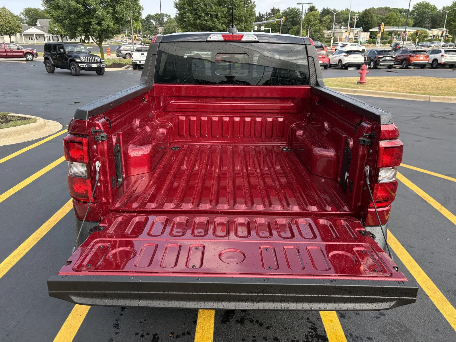 New 2026 Ruby Red Metallic Tinted Clearcoat Ford XLT image 7