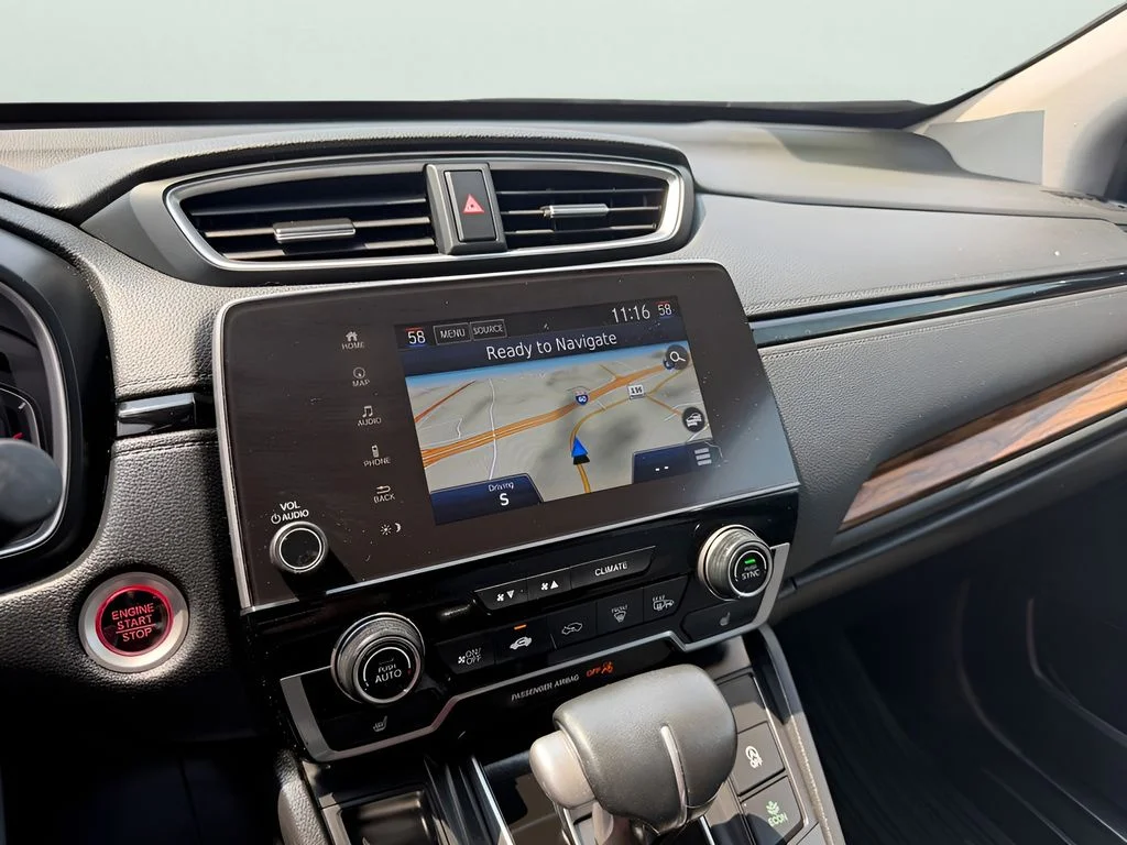 Used 2020 Obsidian Blue Pearl Honda Touring image 25