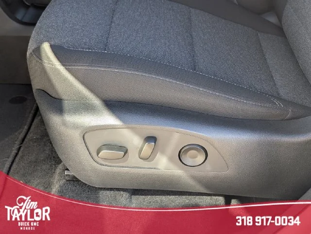 Used 2025 White GMC Elevation image 11