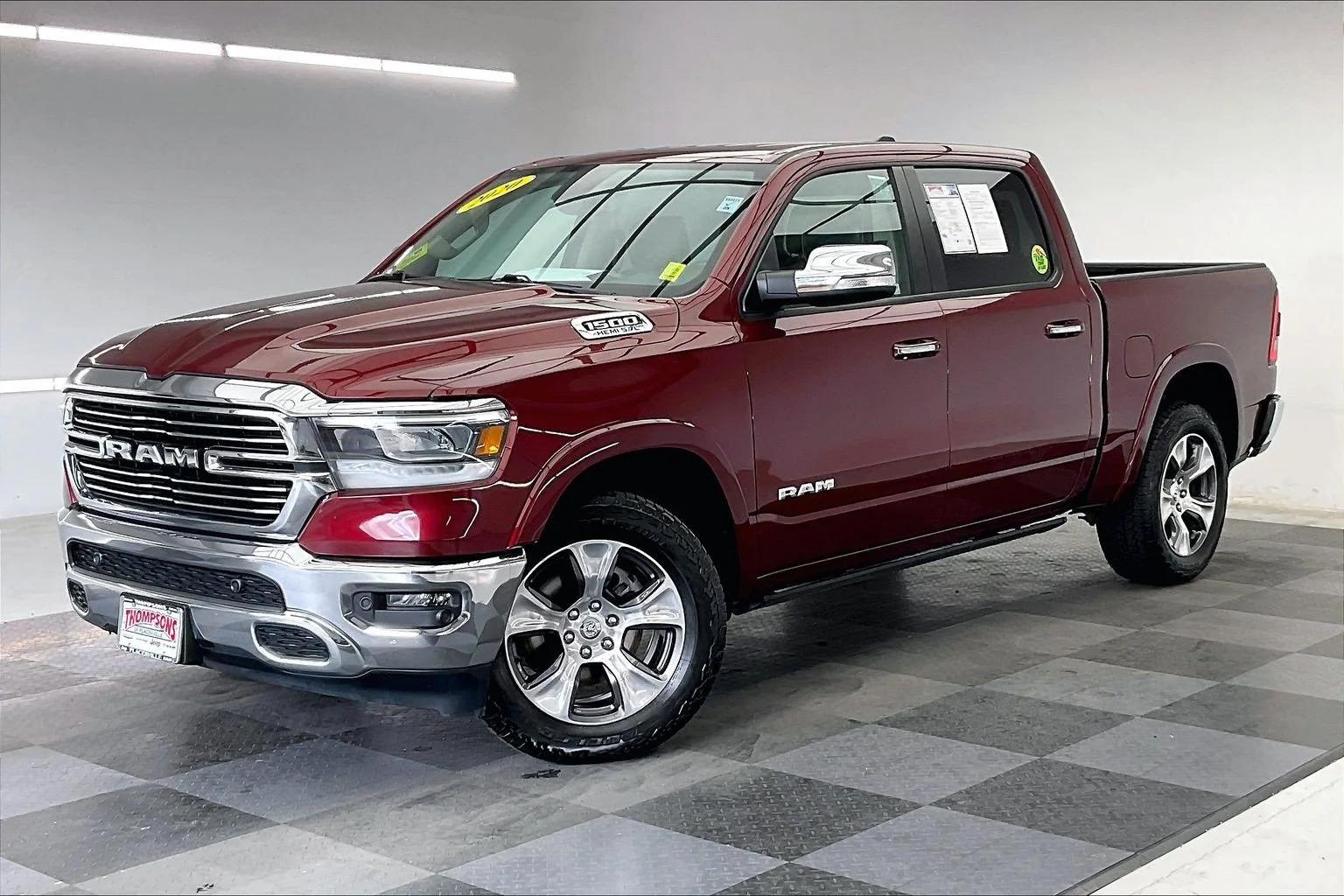 Used 2020 Delmonico Red Pearlcoat Ram Laramie image 10