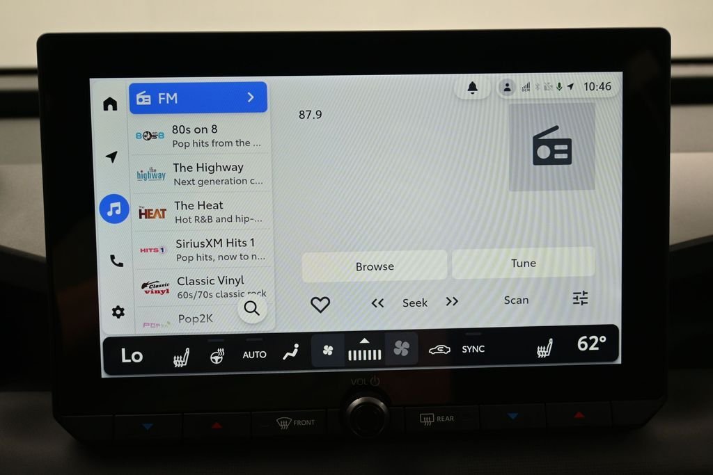 Used 2026  Toyota Woodland image 19