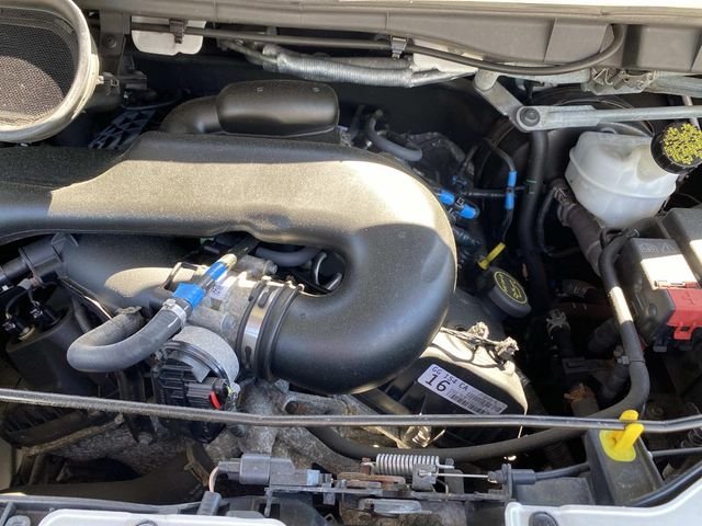 Used 2017 White Ford XLT image 31