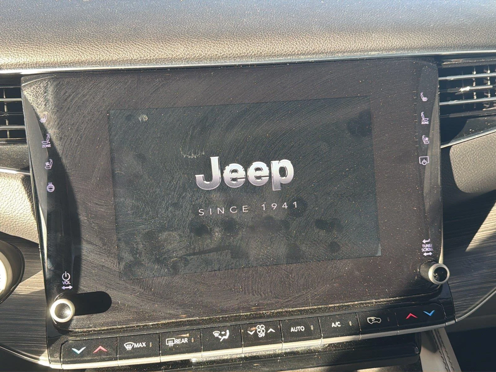 Used 2024 Bright White Clearcoat Jeep Series III image 14
