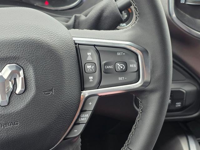 New 2026 Molten Red Pearl-Coat Exterior Paint RAM Laramie image 26