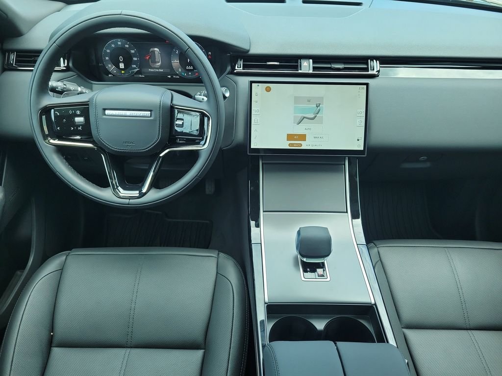 New 2026 Santorini Black Land Rover S image 18