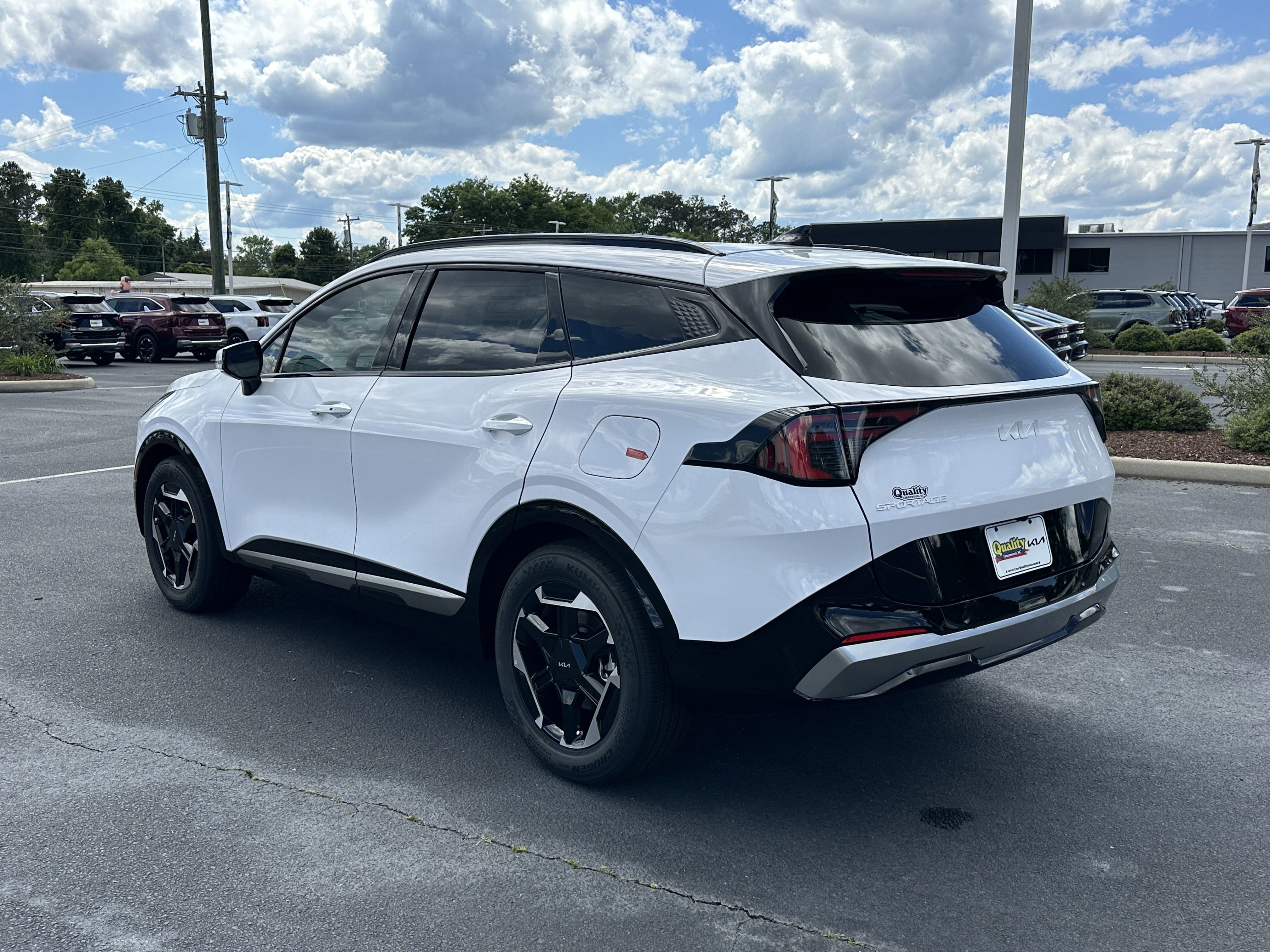 2026 Kia Sportage SX - Photo 6