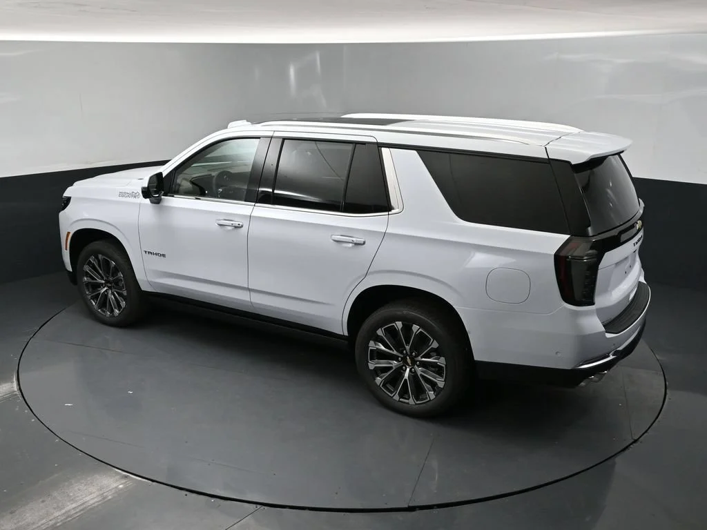 New 2026 Polar White Tricoat Chevrolet High Country image 37