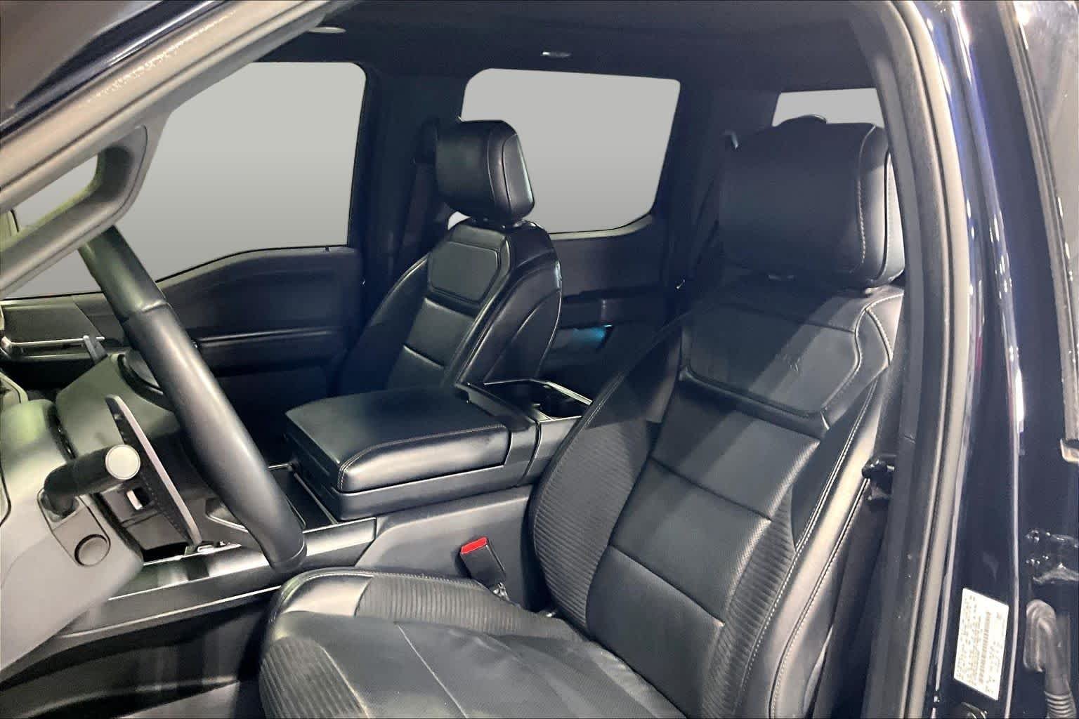 Used 2022 Antimatter Blue Metallic Ford Raptor image 8