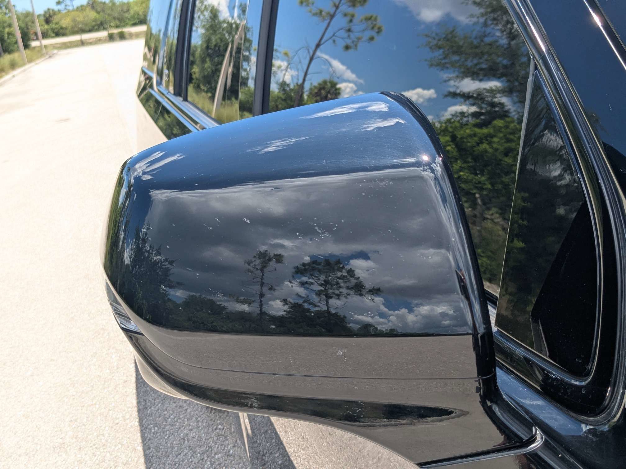 Used 2022 Black Raven Cadillac Sport image 13